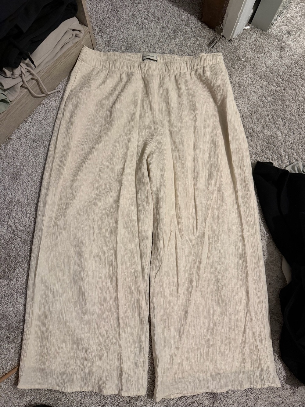 Abercrombie & Fitch Cream Textured Wide-Leg Pants